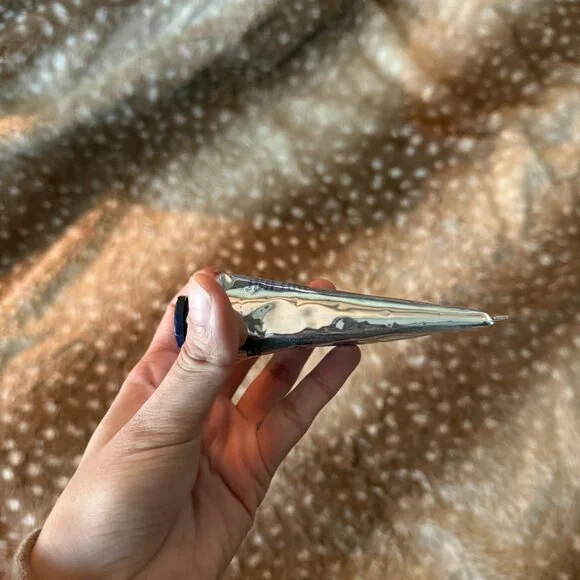 L’Occitane Shea Butter Hand Cream, 2.6 oz full size. - Picture 4 of 4